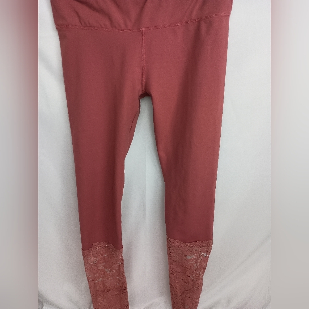 2/$30 Fabletics Pink Performance Leggings with Lace Detail (#1,003)‎